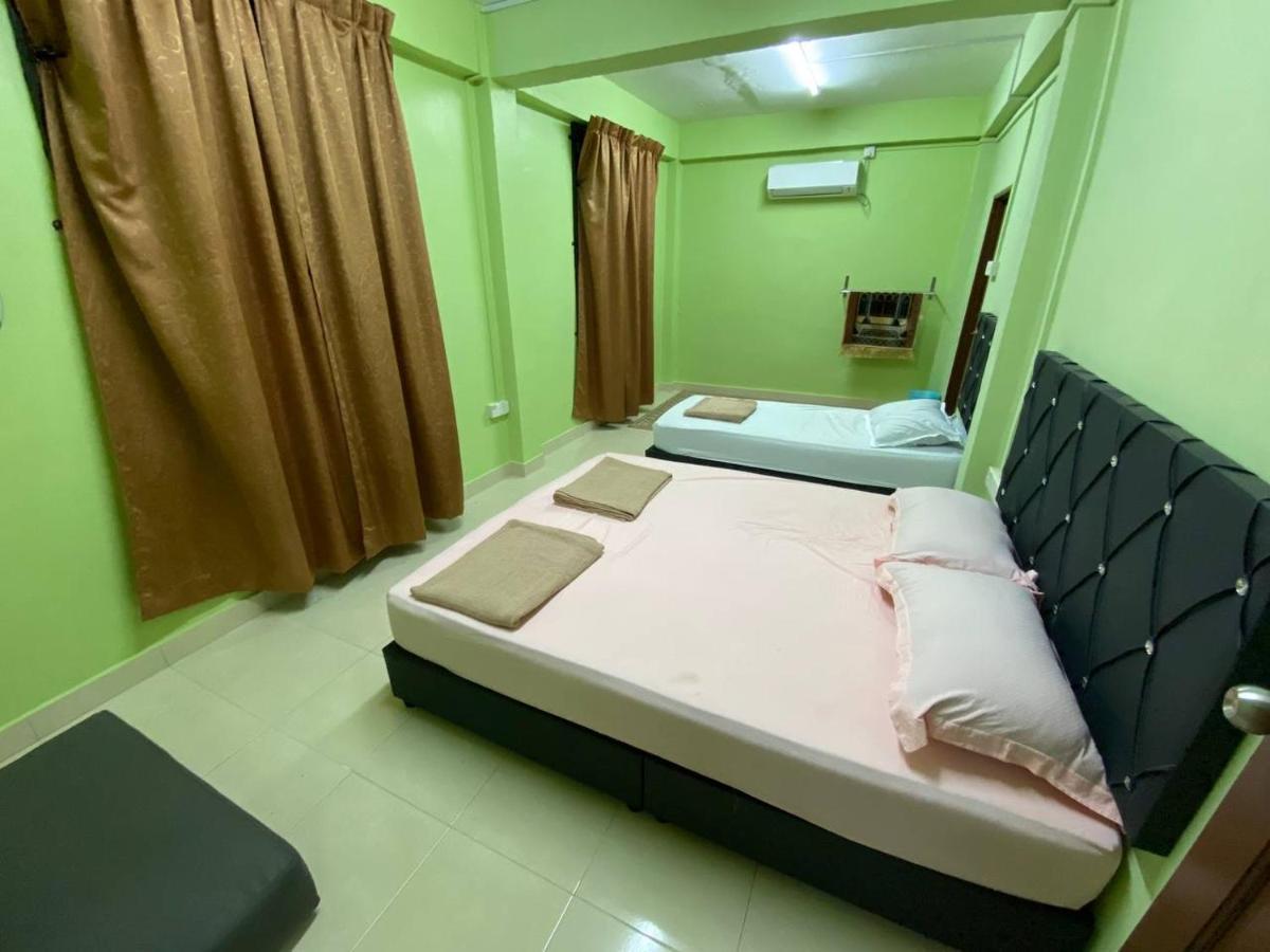 Homestay Ijaa Marang Buitenkant foto