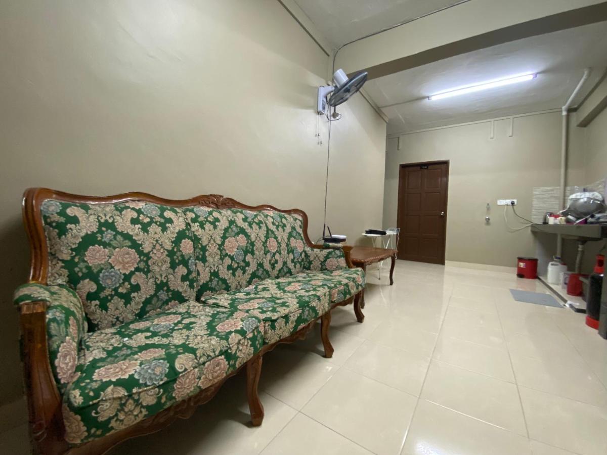 Homestay Ijaa Marang Buitenkant foto